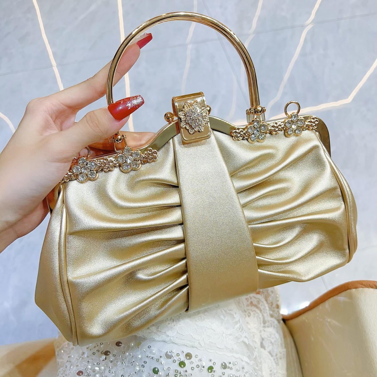 กระเป๋าคลัทช์ออกงานกลางคืนผู้ห - Women Bags In Trend บทวิจารณ์และราคา