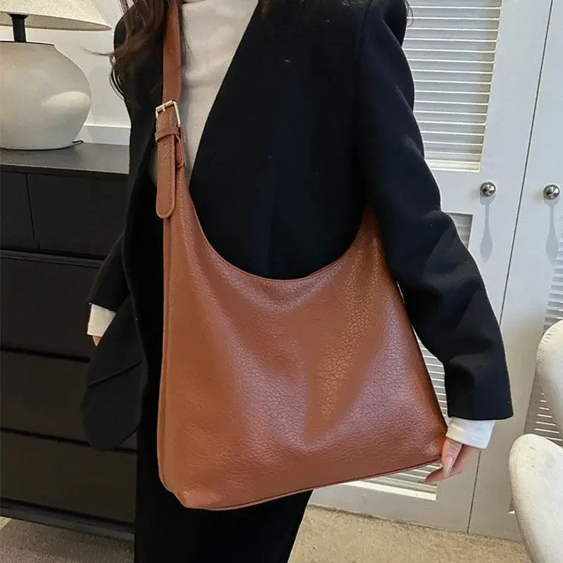 แฟชั่นกระเป๋าหนังสําหรับผู้หญิ - Women Bags In Trend บทวิจารณ์และราคา