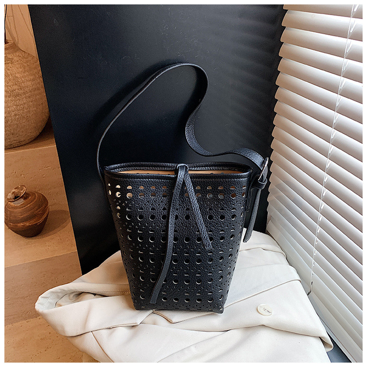 กระเป๋าถือทรงบัคเก็ตหนังนิ่มแฟ - Women'S Kipling Bags บทวิจารณ์และราคา