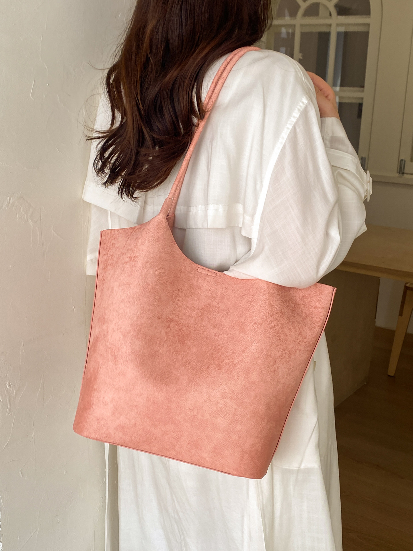 กระเป๋าถือสะพายไหล่ข้างเดียวสำ - Women Bags In Trend บทวิจารณ์และราคา