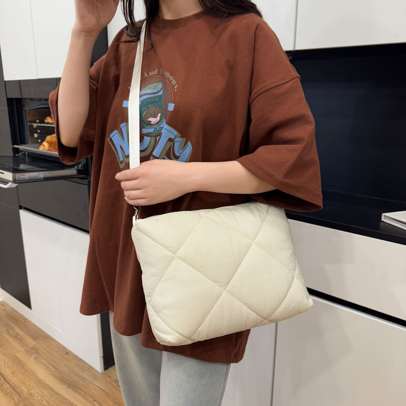 กระเป๋าฟิตเนสใหม่สำหรับผู้หญิง - Women'S Kipling Bags บทวิจารณ์และราคา
