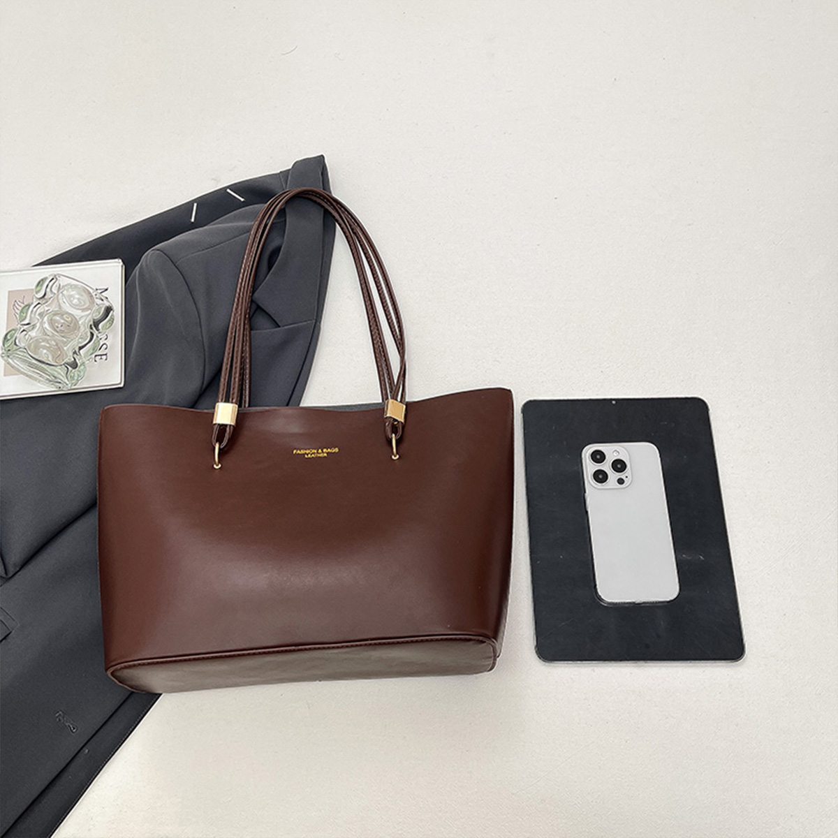 กระเป๋าโท้ทแฟชั่นสำหรับใช้ในชี - Women Bags Gold บทวิจารณ์และราคา