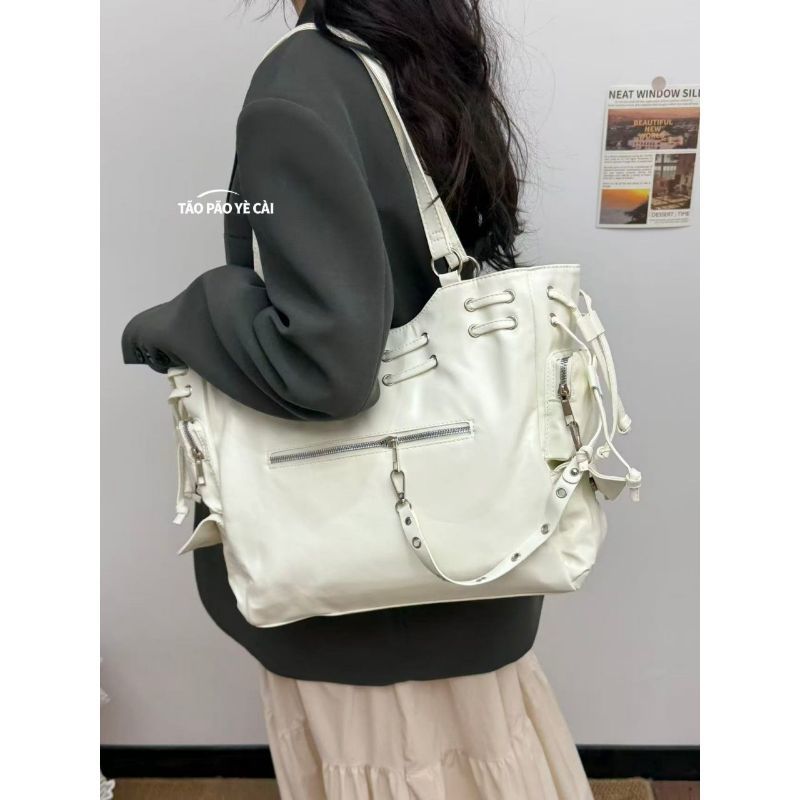 กระเป๋าโท้ทลายรถจักรยานยนต์สไต - Women Bags In Trend บทวิจารณ์และราคา